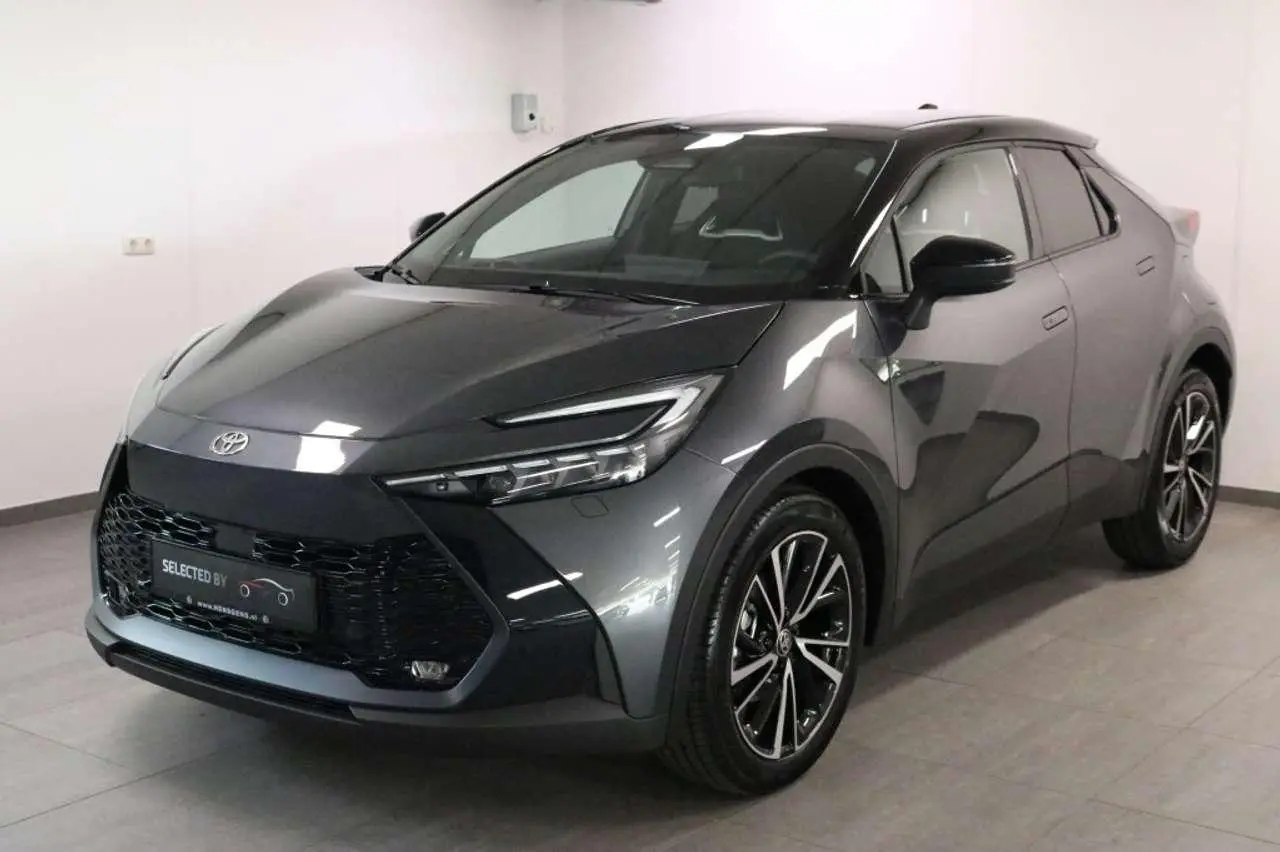 Photo 1 : Toyota C-hr 2024 Hybride