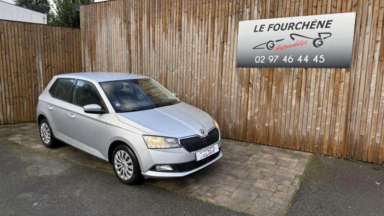 Photo 1 : Skoda Fabia 2020 Petrol