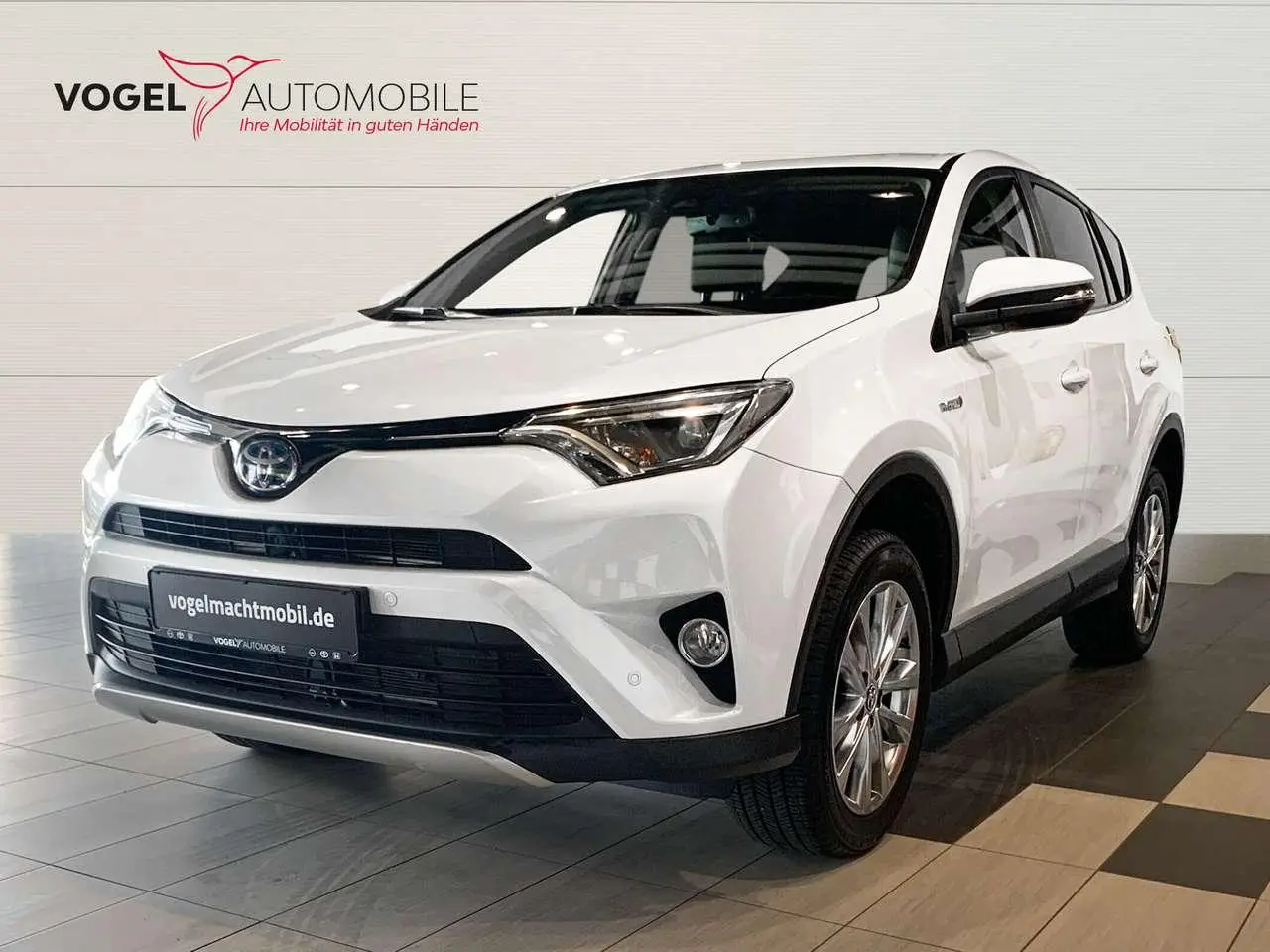 Photo 1 : Toyota Rav4 2016 Hybrid