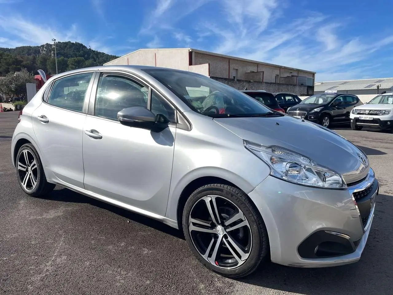 Photo 1 : Peugeot 208 2018 Diesel