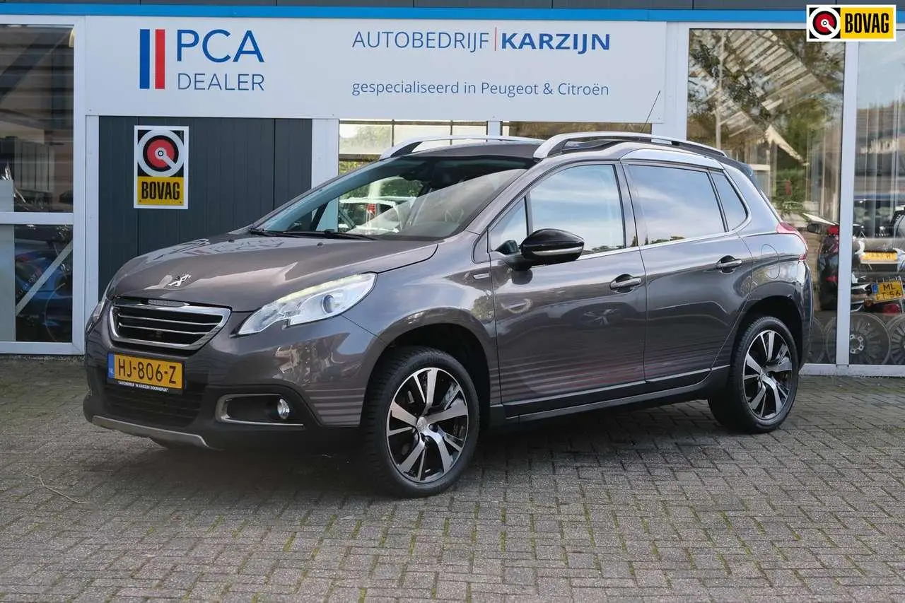 Photo 1 : Peugeot 2008 2015 Petrol