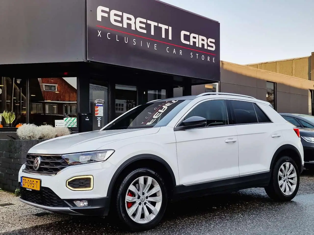 Photo 1 : Volkswagen T-roc 2019 Petrol