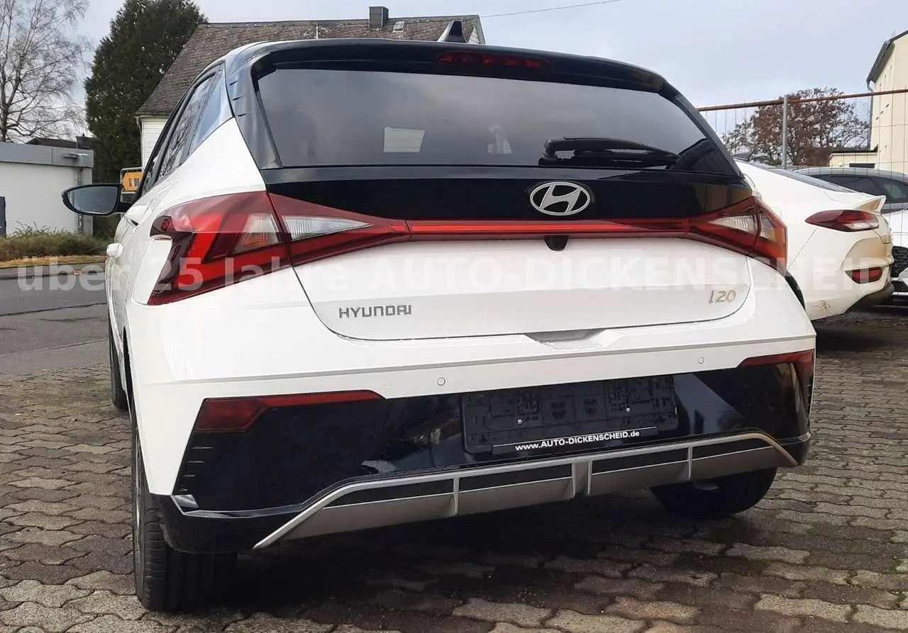 Photo 1 : Hyundai I20 2023 Petrol