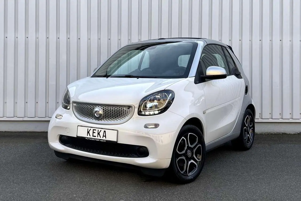 Photo 1 : Smart Fortwo 2016 Petrol