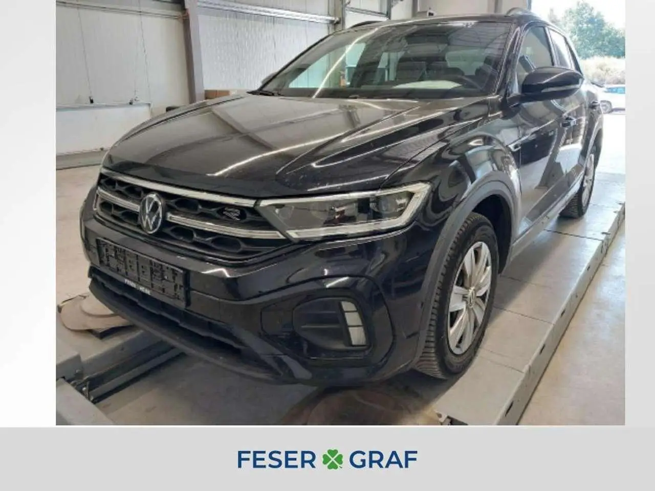 Photo 1 : Volkswagen T-roc 2024 Petrol