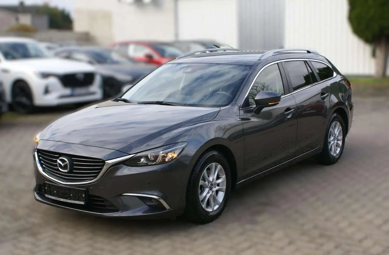 Photo 1 : Mazda 6 2017 Hybrid