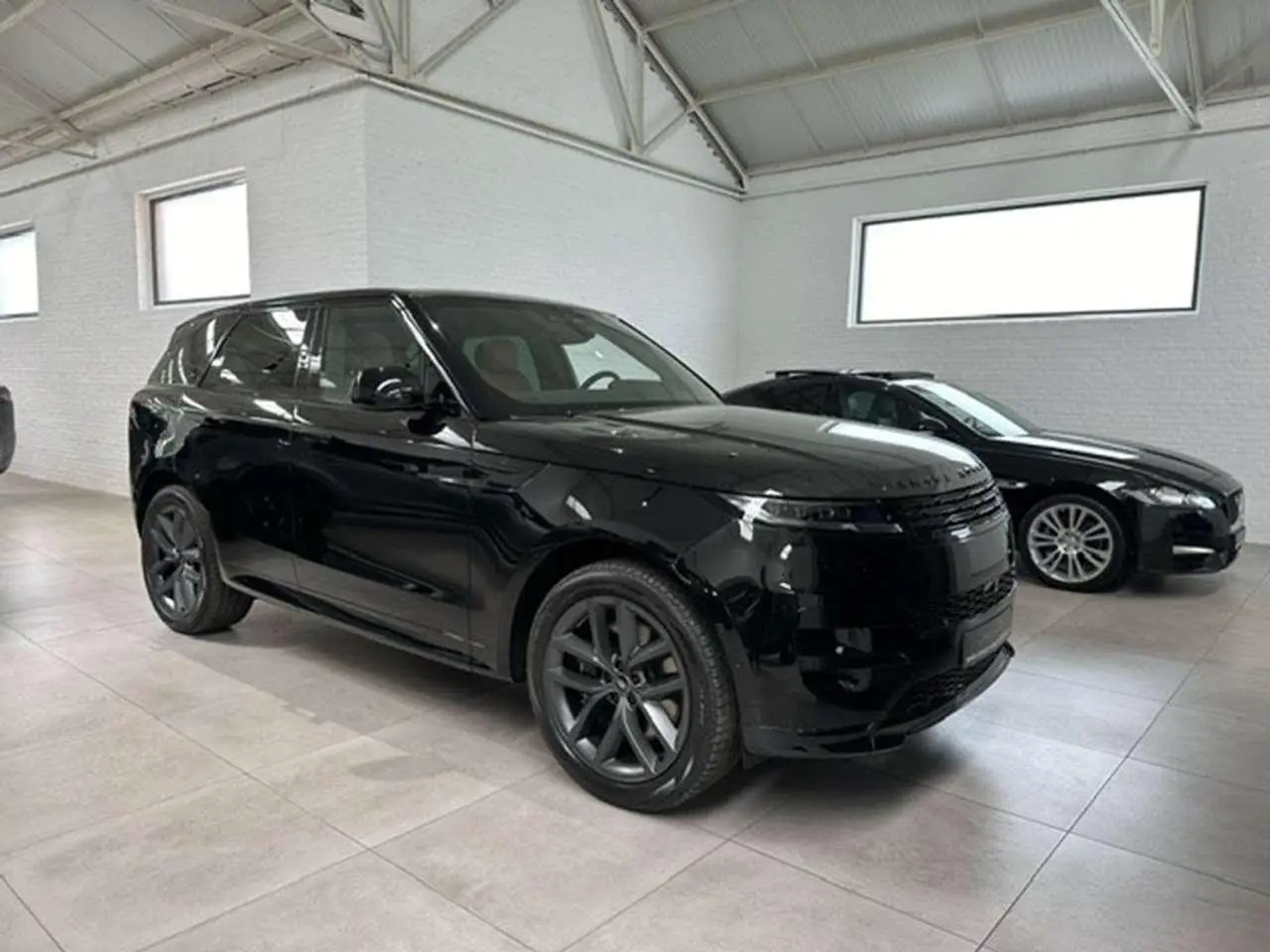 Photo 1 : Land Rover Range Rover Sport 2024 Hybride