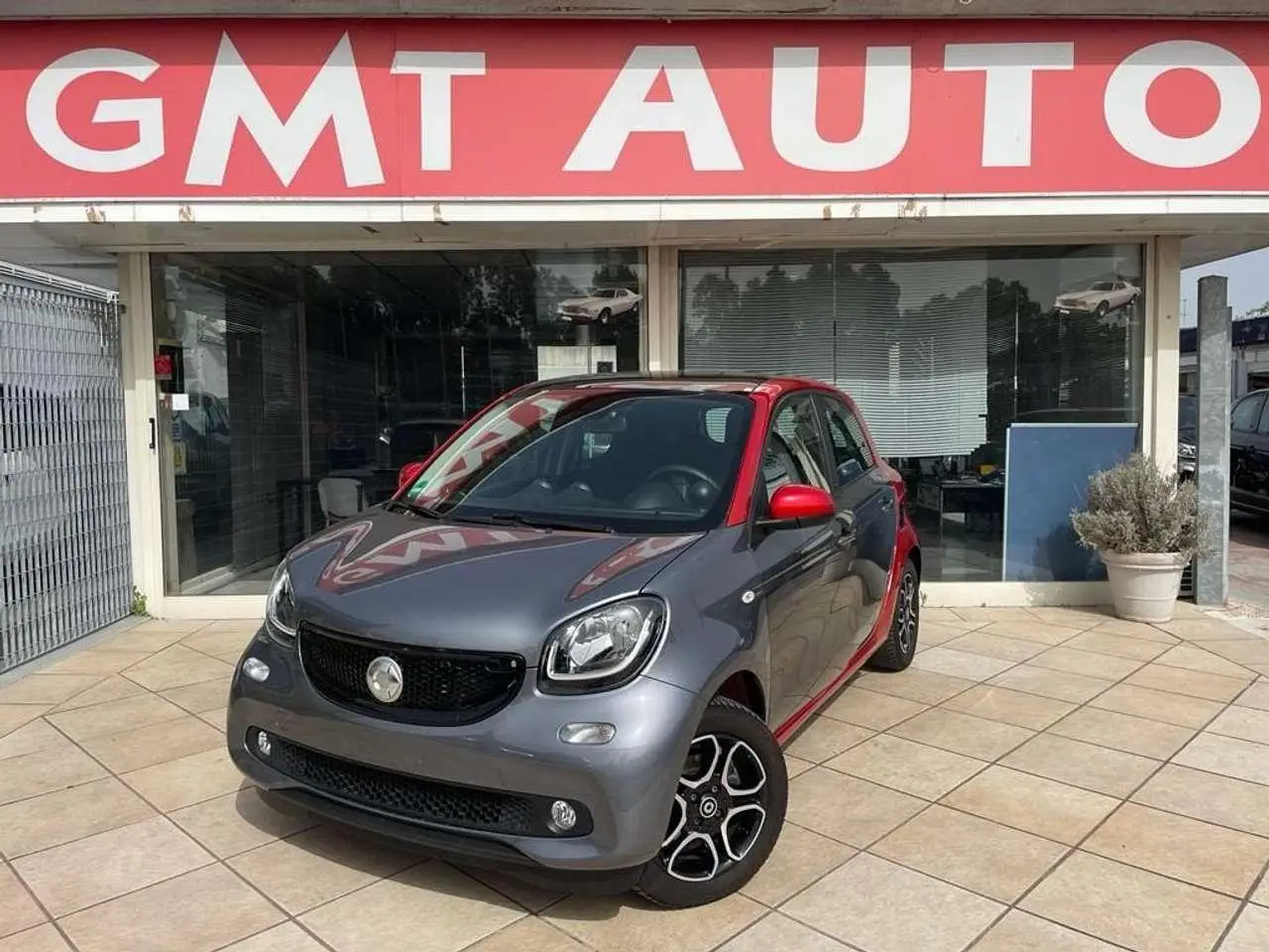 Photo 1 : Smart Forfour 2019 Petrol