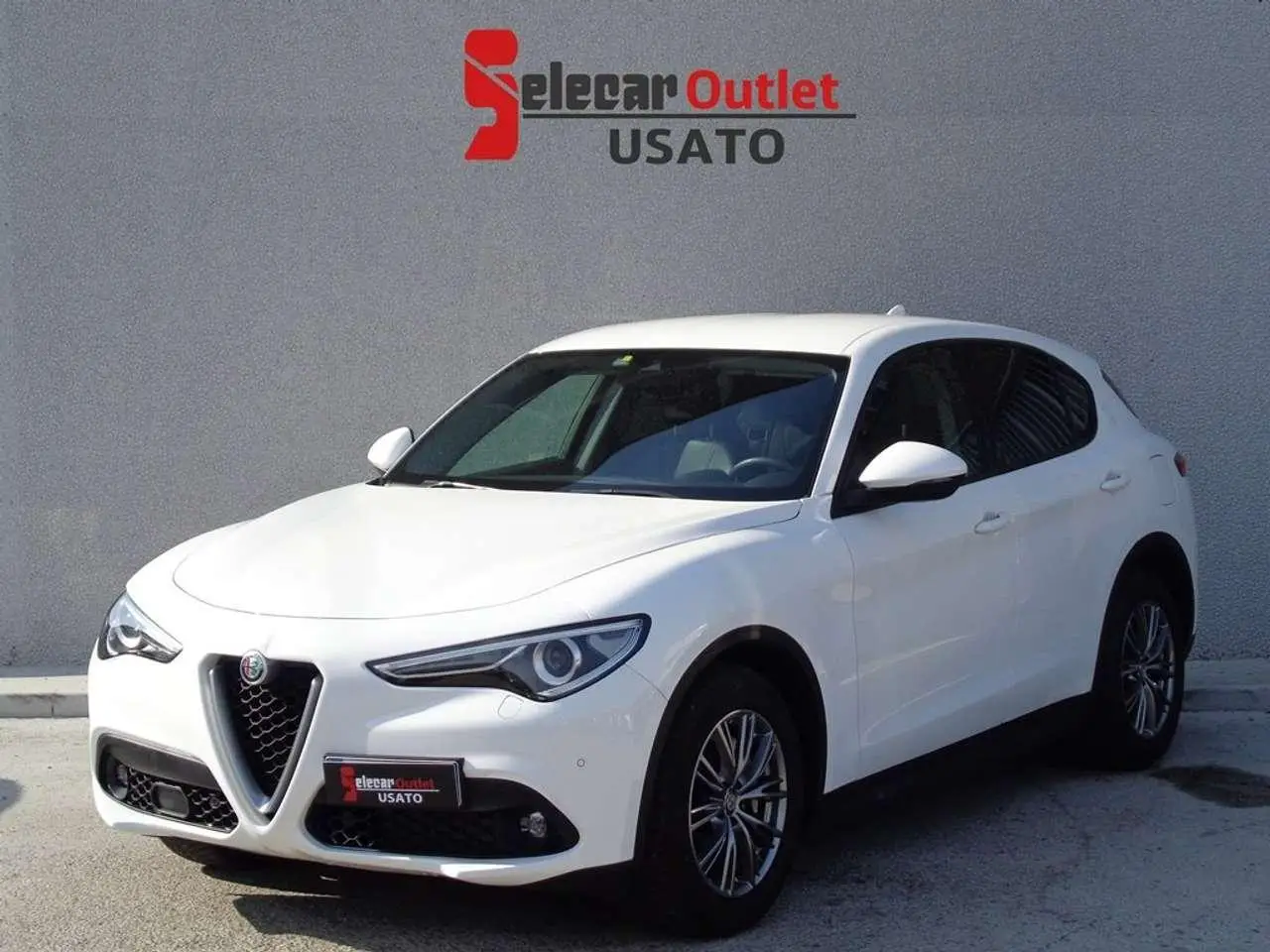 Photo 1 : Alfa Romeo Stelvio 2017 Diesel