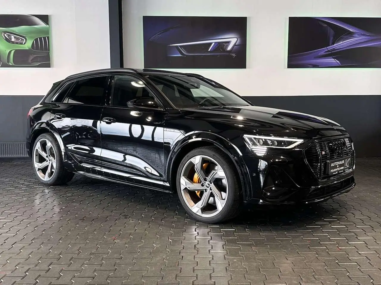 Photo 1 : Audi E-tron 2022 Électrique