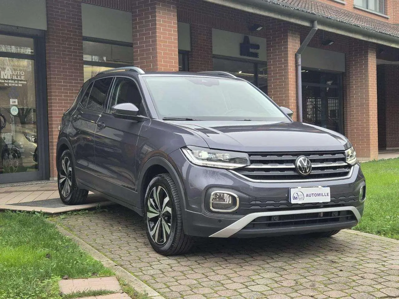 Photo 1 : Volkswagen T-cross 2023 Essence