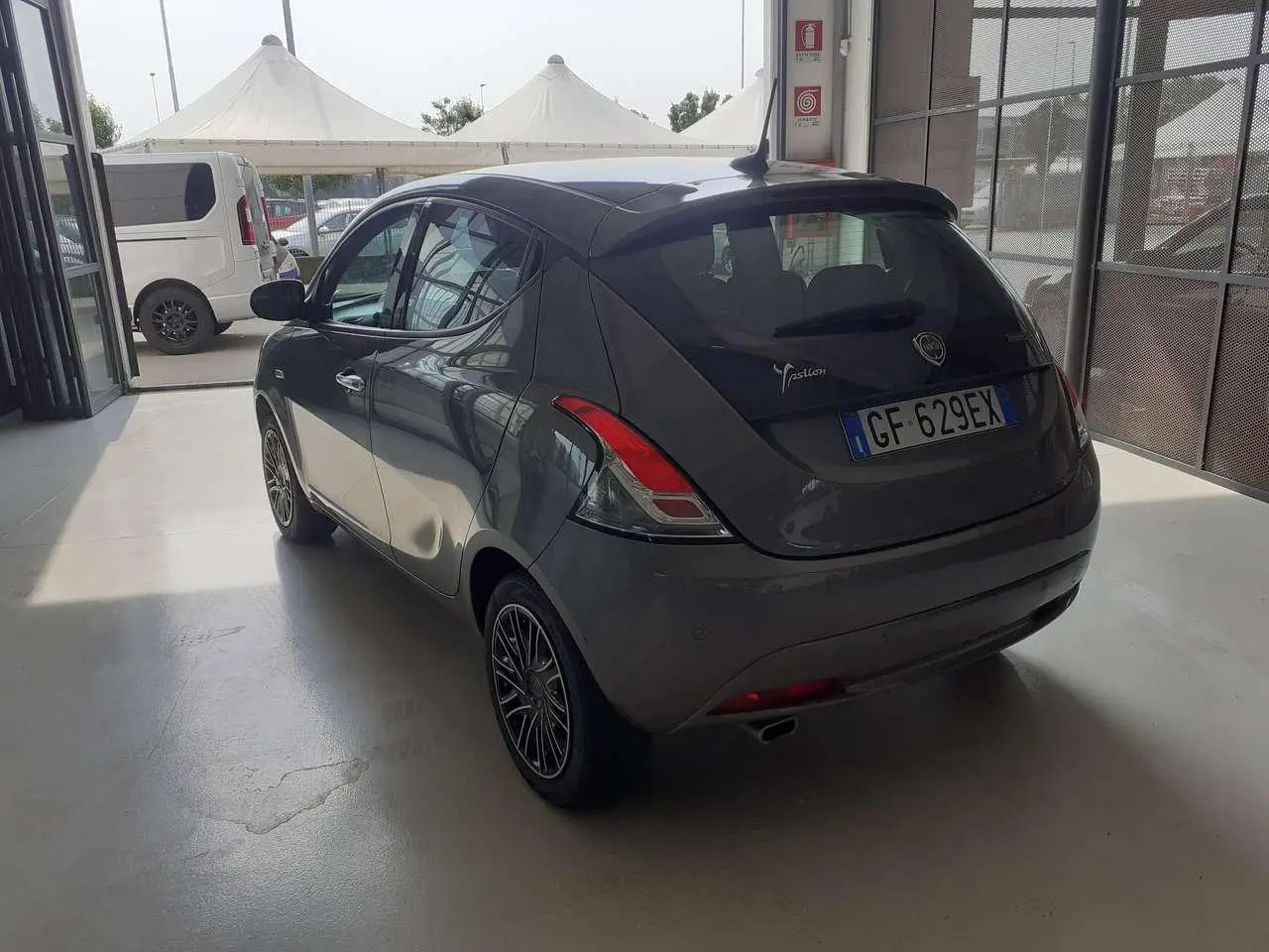 Photo 1 : Lancia Ypsilon 2021 Hybride