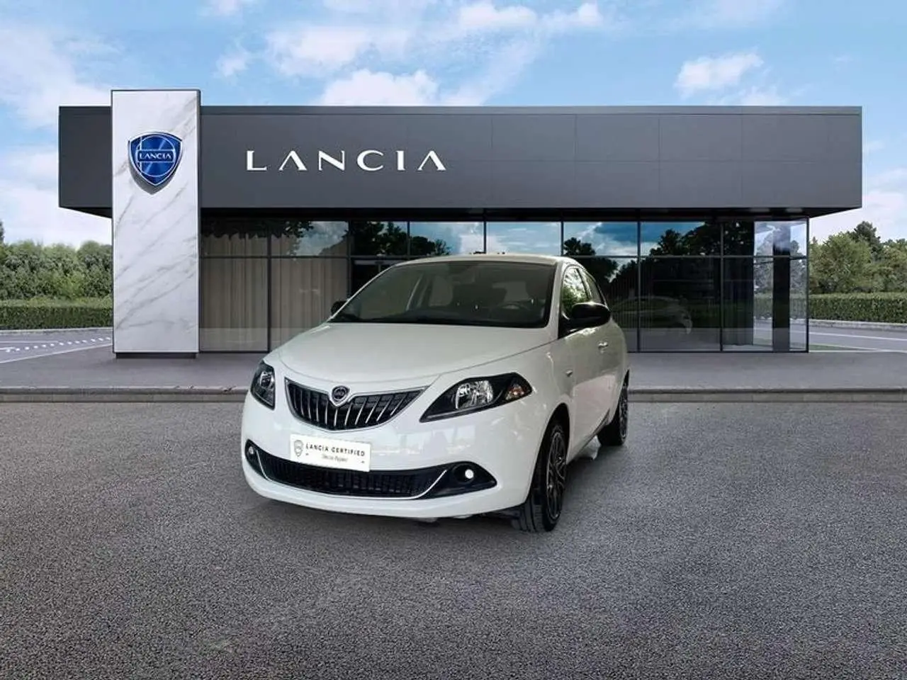 Photo 1 : Lancia Ypsilon 2022 Essence