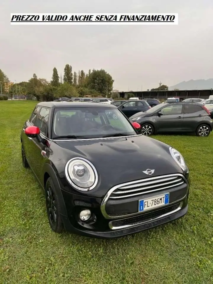 Photo 1 : Mini One 2017 Diesel