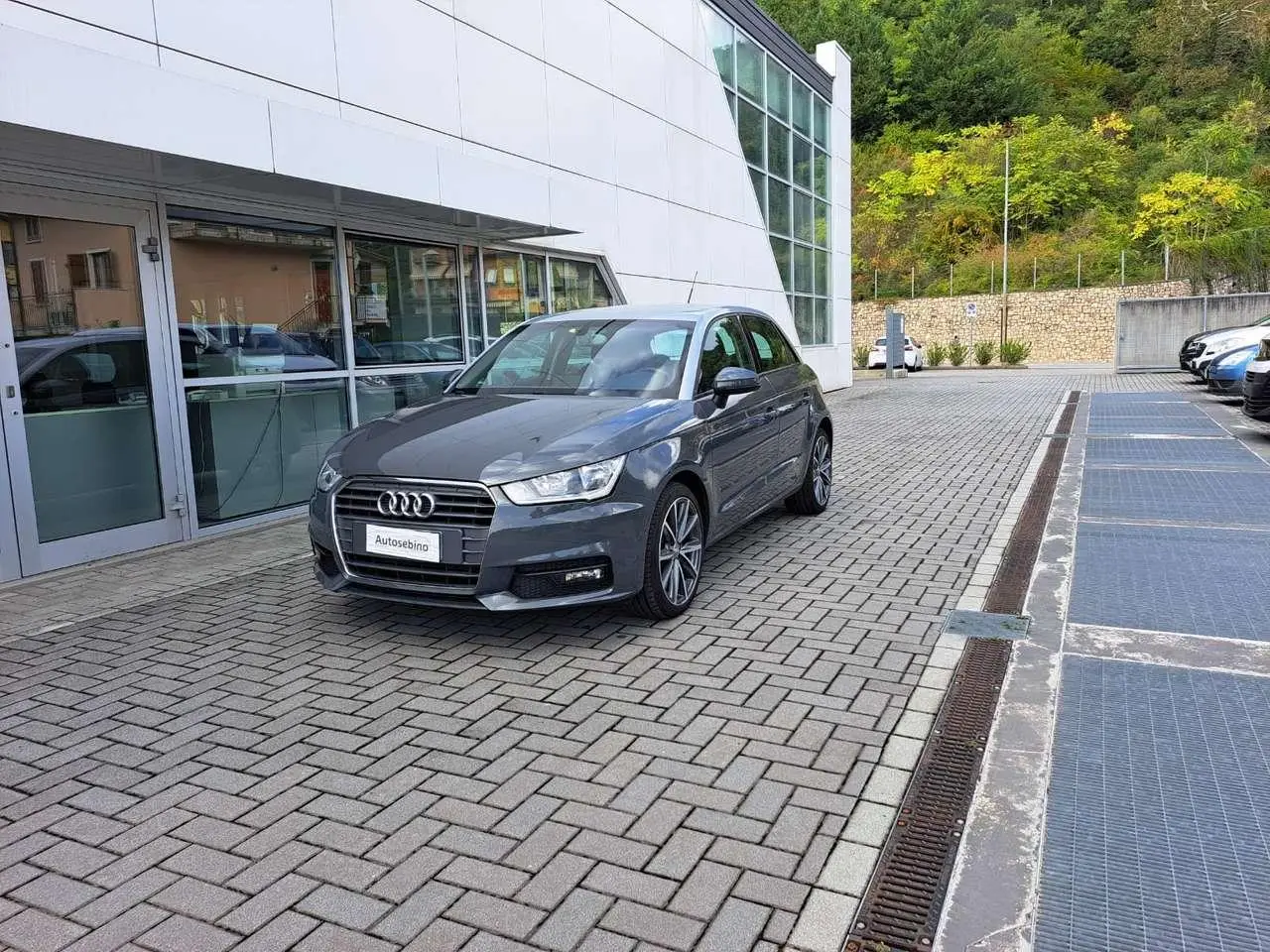 Photo 1 : Audi A1 2018 Petrol