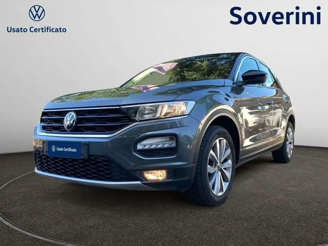 Photo 1 : Volkswagen T-roc 2021 Essence