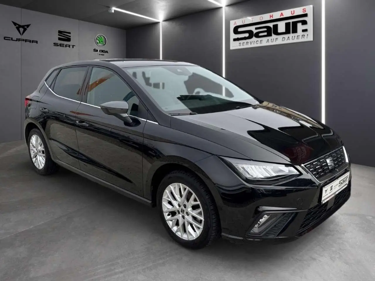 Photo 1 : Seat Ibiza 2023 Petrol