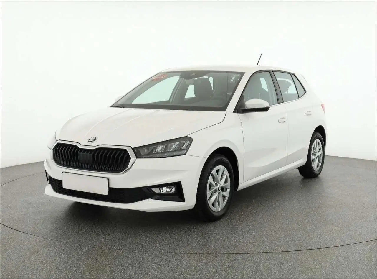 Photo 1 : Skoda Fabia 2023 Essence