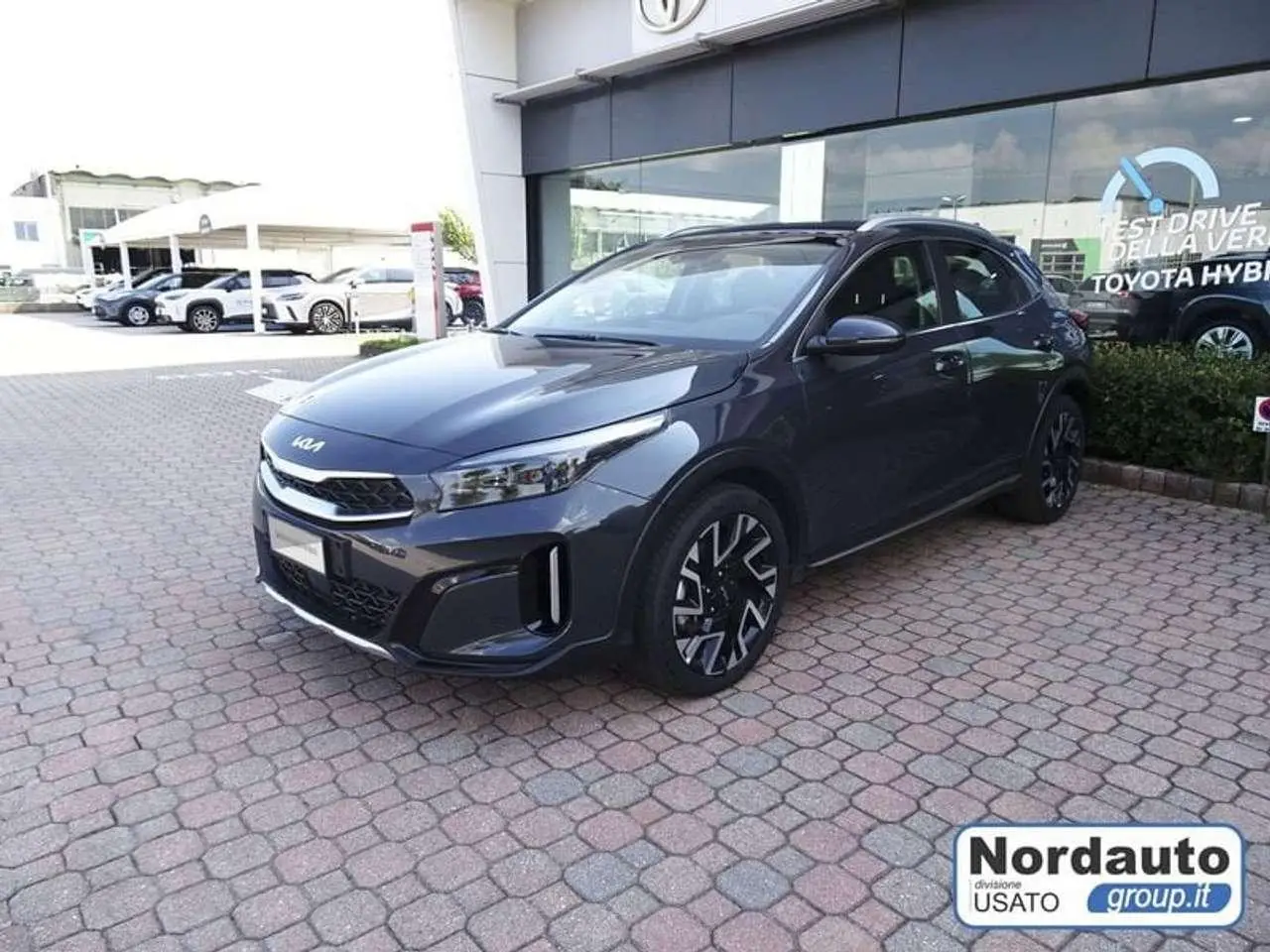 Photo 1 : Kia Xceed 2023 Hybride