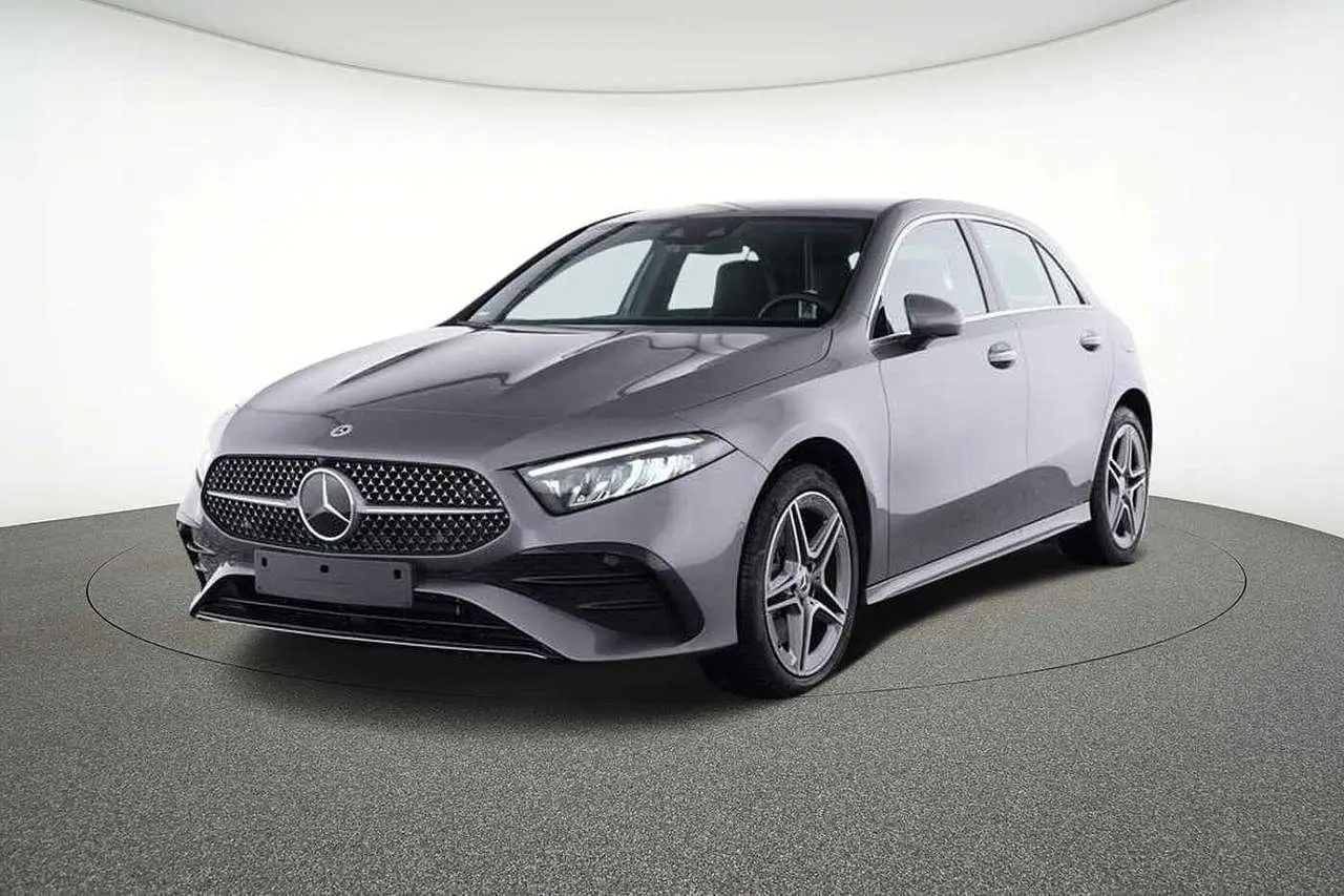 Photo 1 : Mercedes-benz Classe A 2023 Hybrid