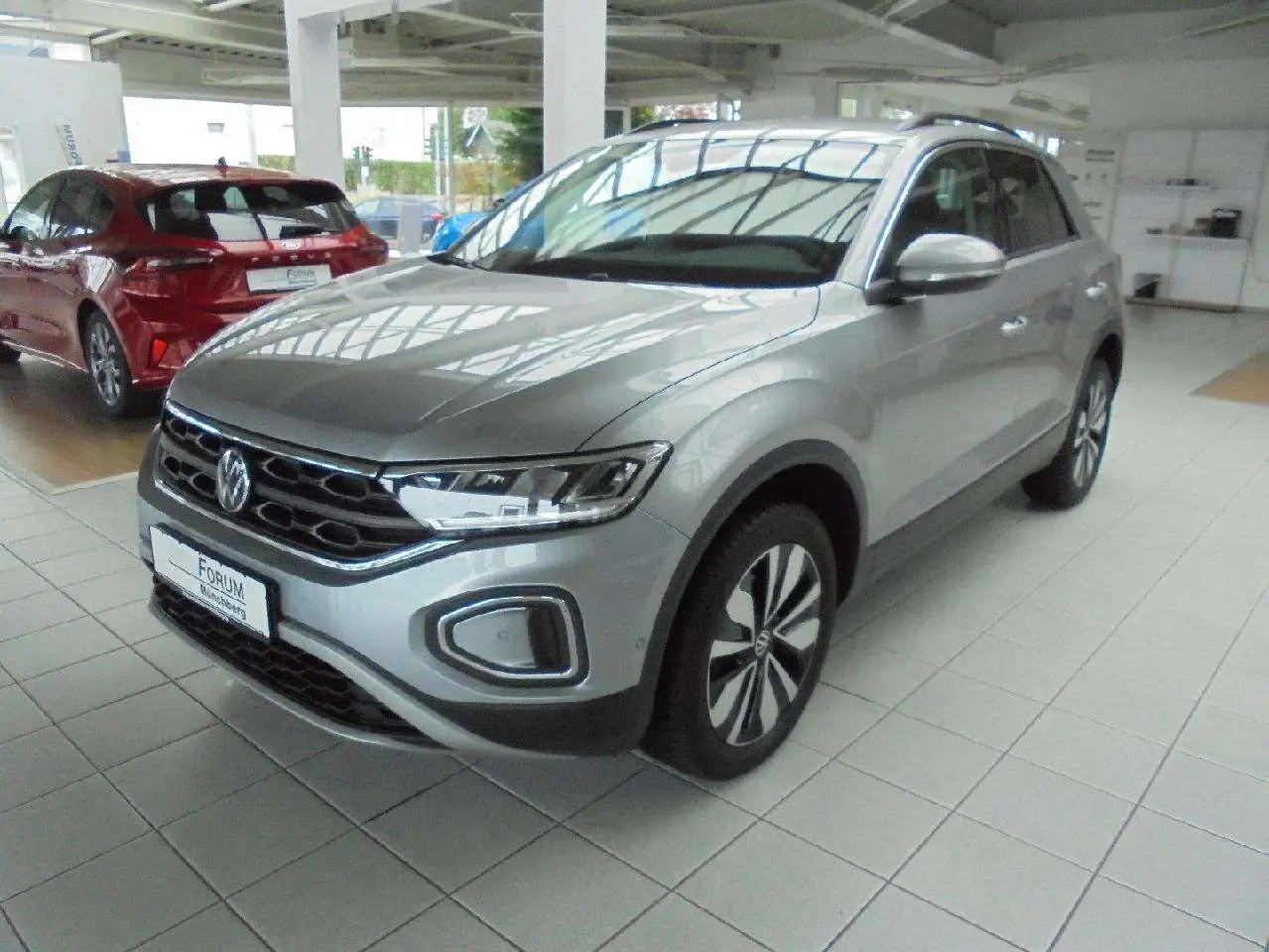 Photo 1 : Volkswagen T-roc 2023 Petrol