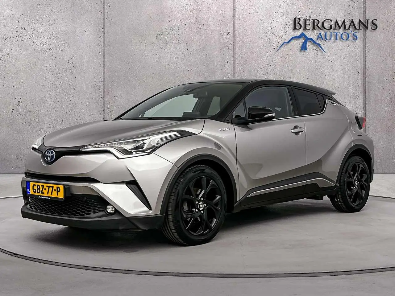 Photo 1 : Toyota C-hr 2017 Hybride