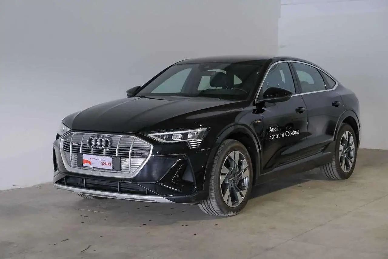 Photo 1 : Audi E-tron 2020 Electric