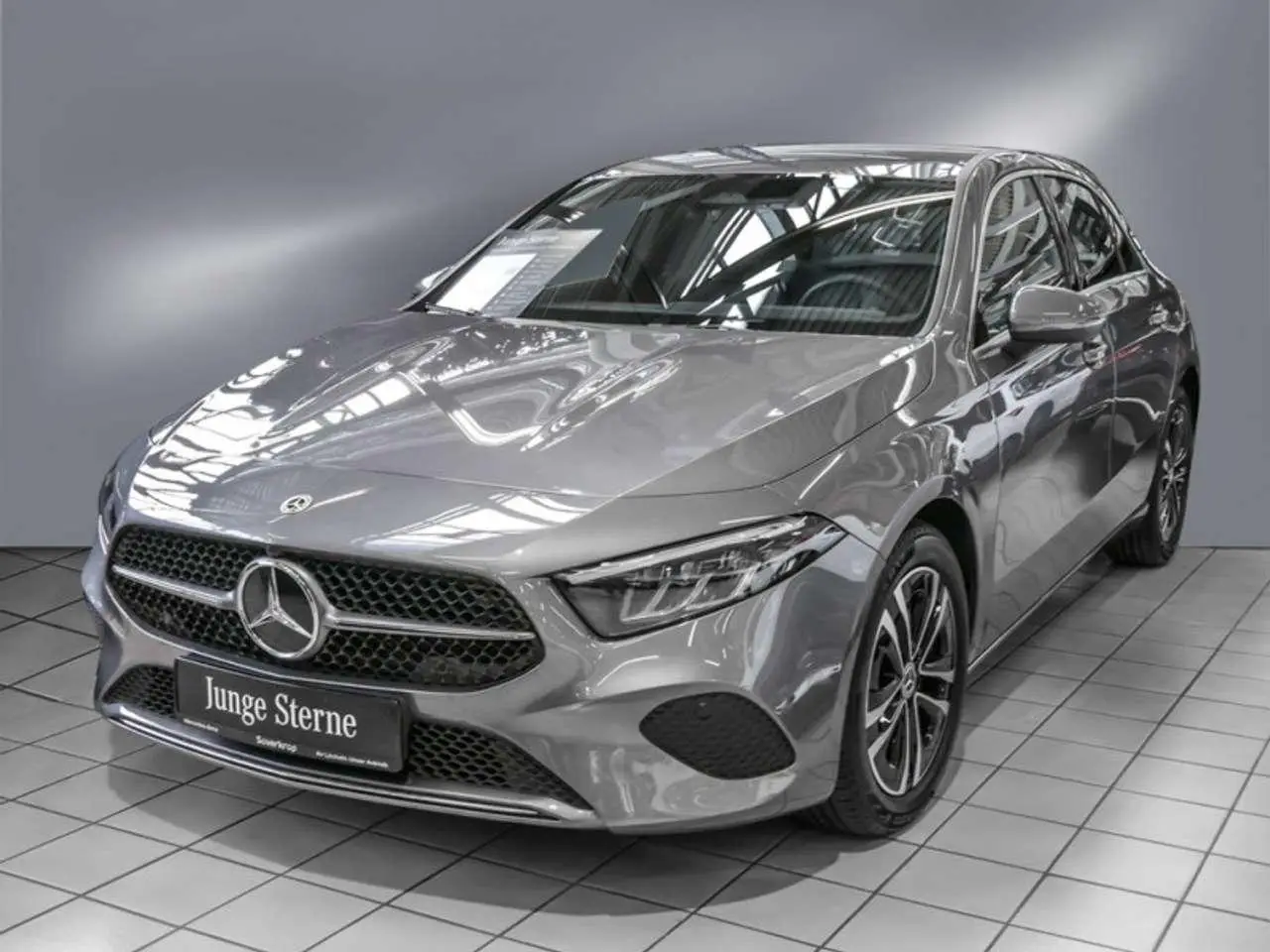 Photo 1 : Mercedes-benz Classe A 2023 Essence