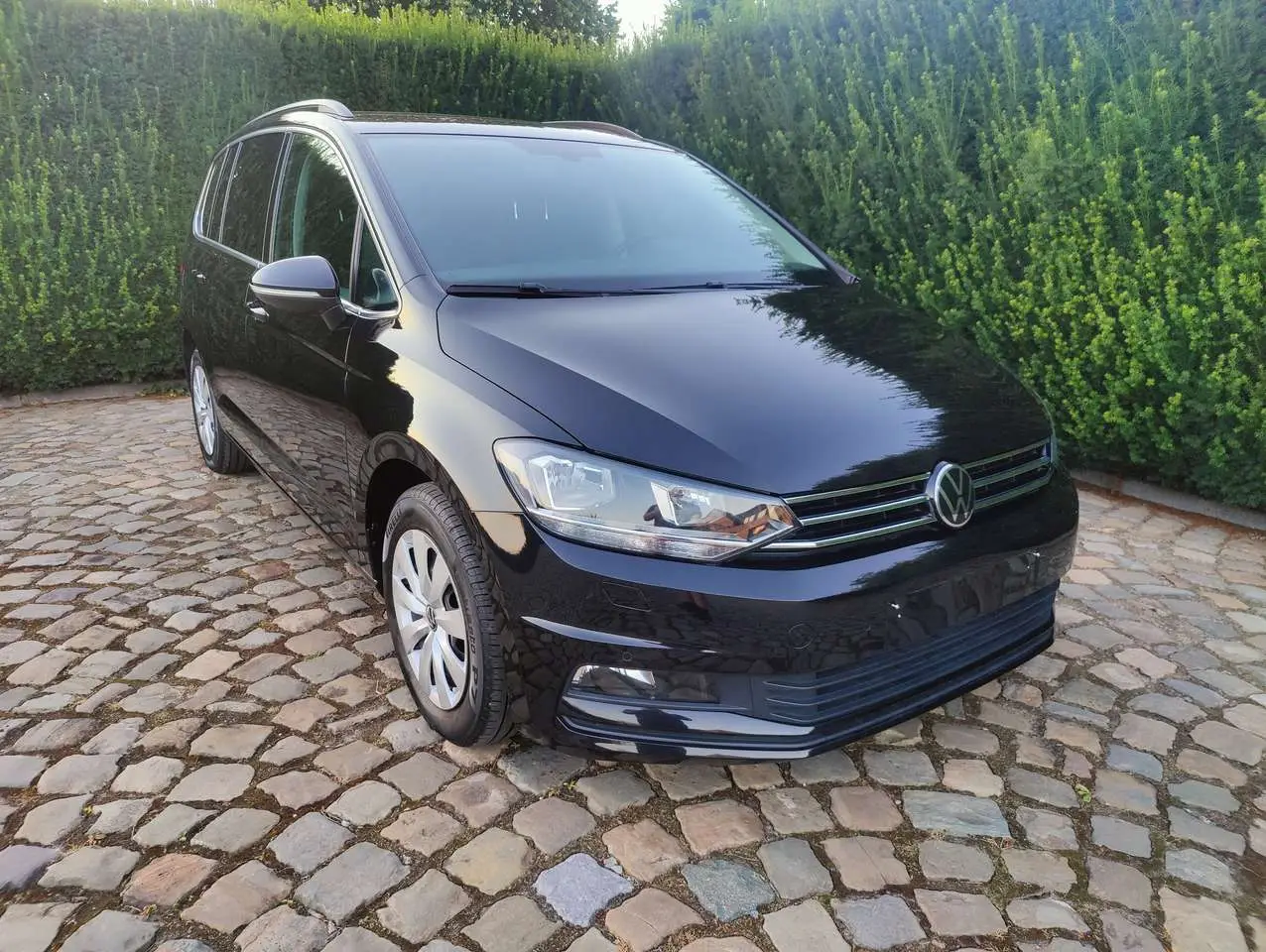 Photo 1 : Volkswagen Touran 2021 Petrol