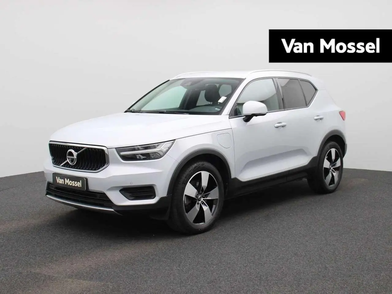 Photo 1 : Volvo Xc40 2020 Hybride