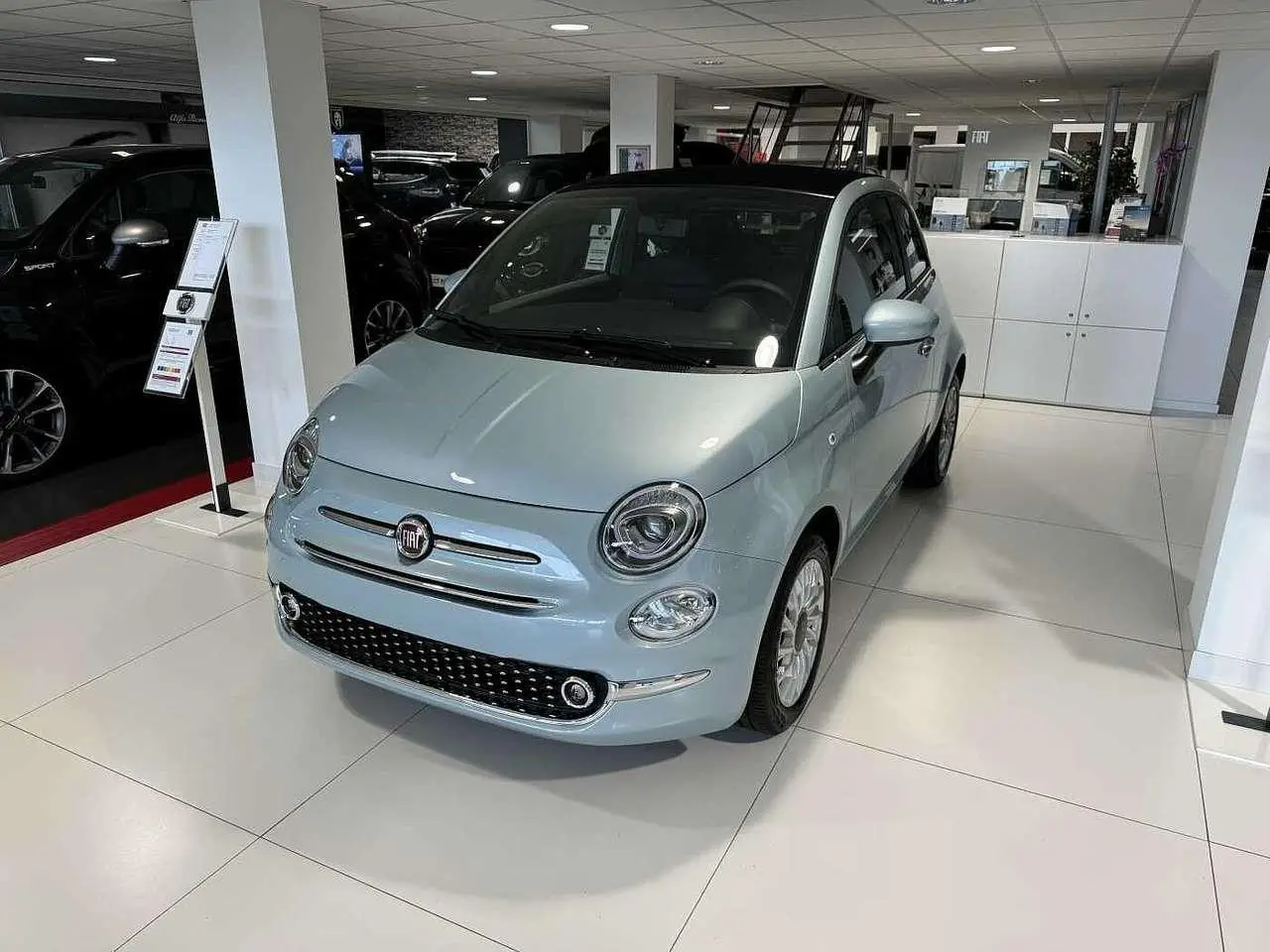 Photo 1 : Fiat 500c 2024 Essence