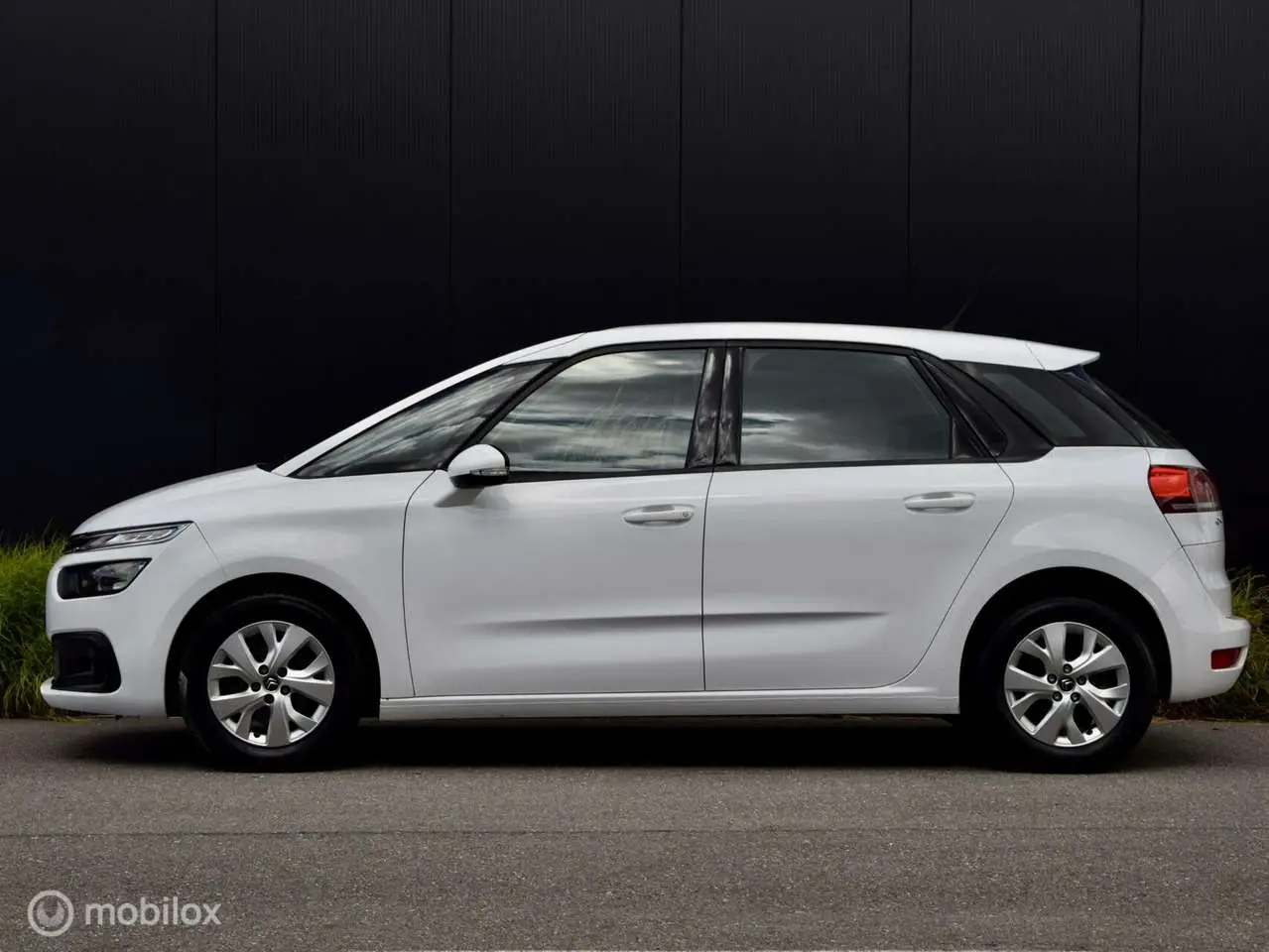 Photo 1 : Citroen C4 2017 Essence