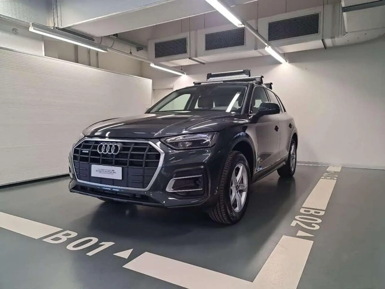 Photo 1 : Audi Q5 2023 Hybride