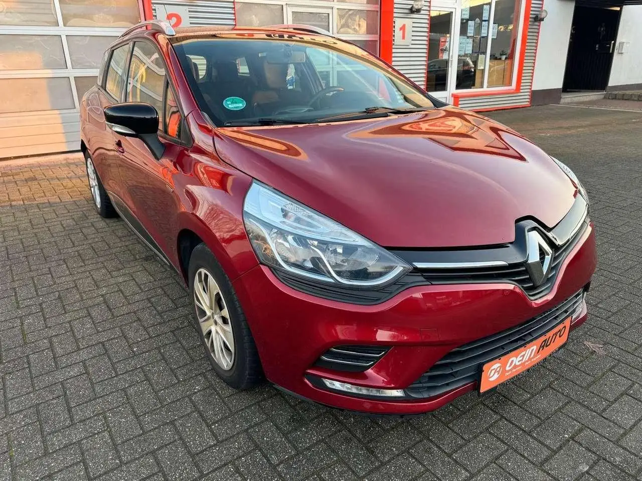 Photo 1 : Renault Clio 2018 Essence