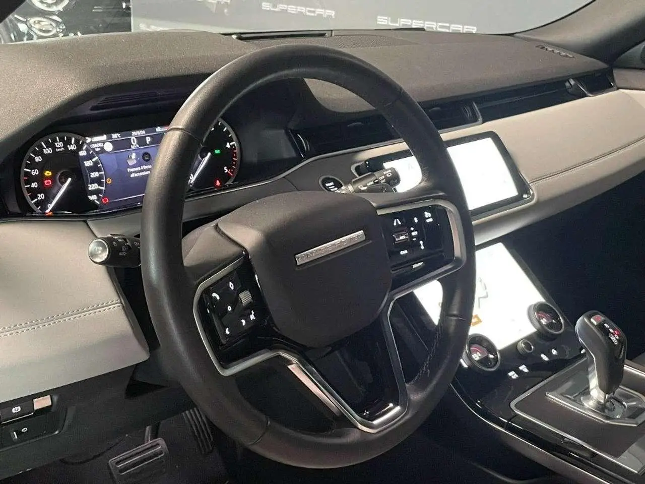 Photo 1 : Land Rover Range Rover Evoque 2022 Hybrid