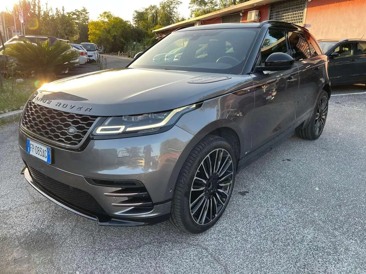 Photo 1 : Land Rover Range Rover Velar 2018 Diesel