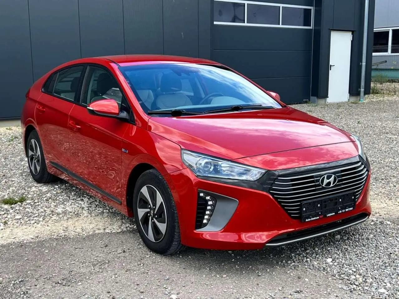 Photo 1 : Hyundai Ioniq 2018 Hybrid