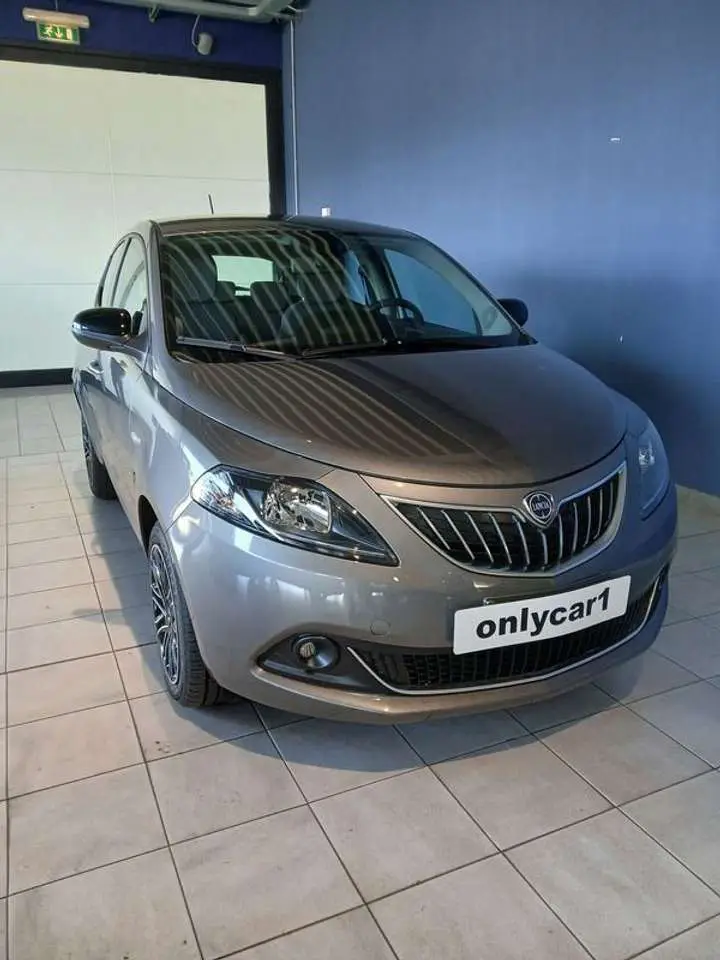 Photo 1 : Lancia Ypsilon 2023 LPG