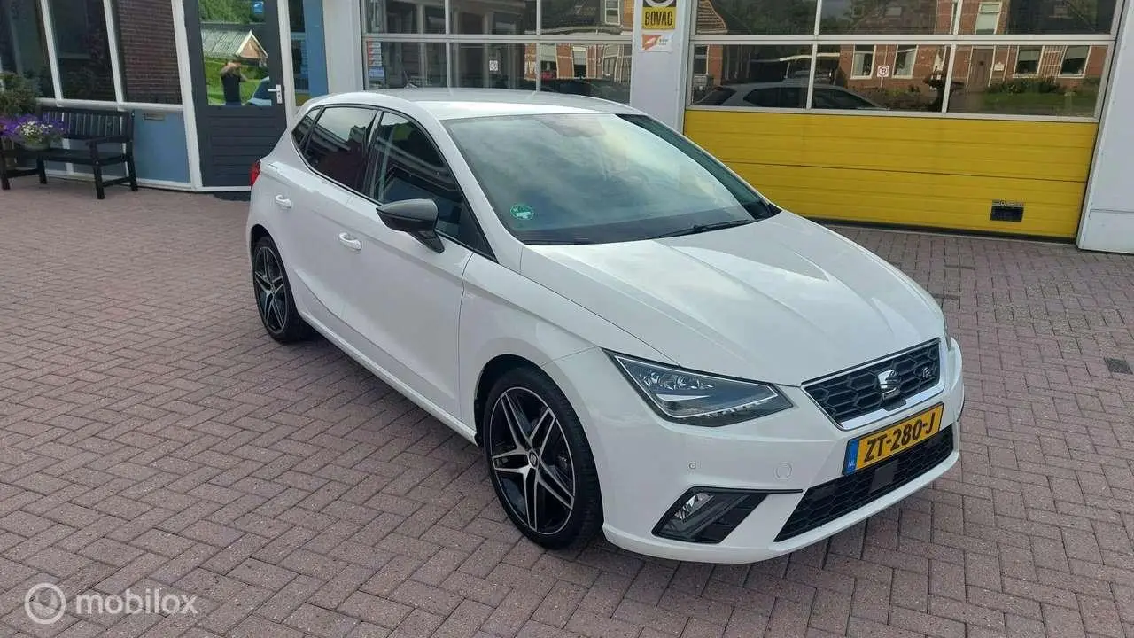 Photo 1 : Seat Ibiza 2019 Petrol