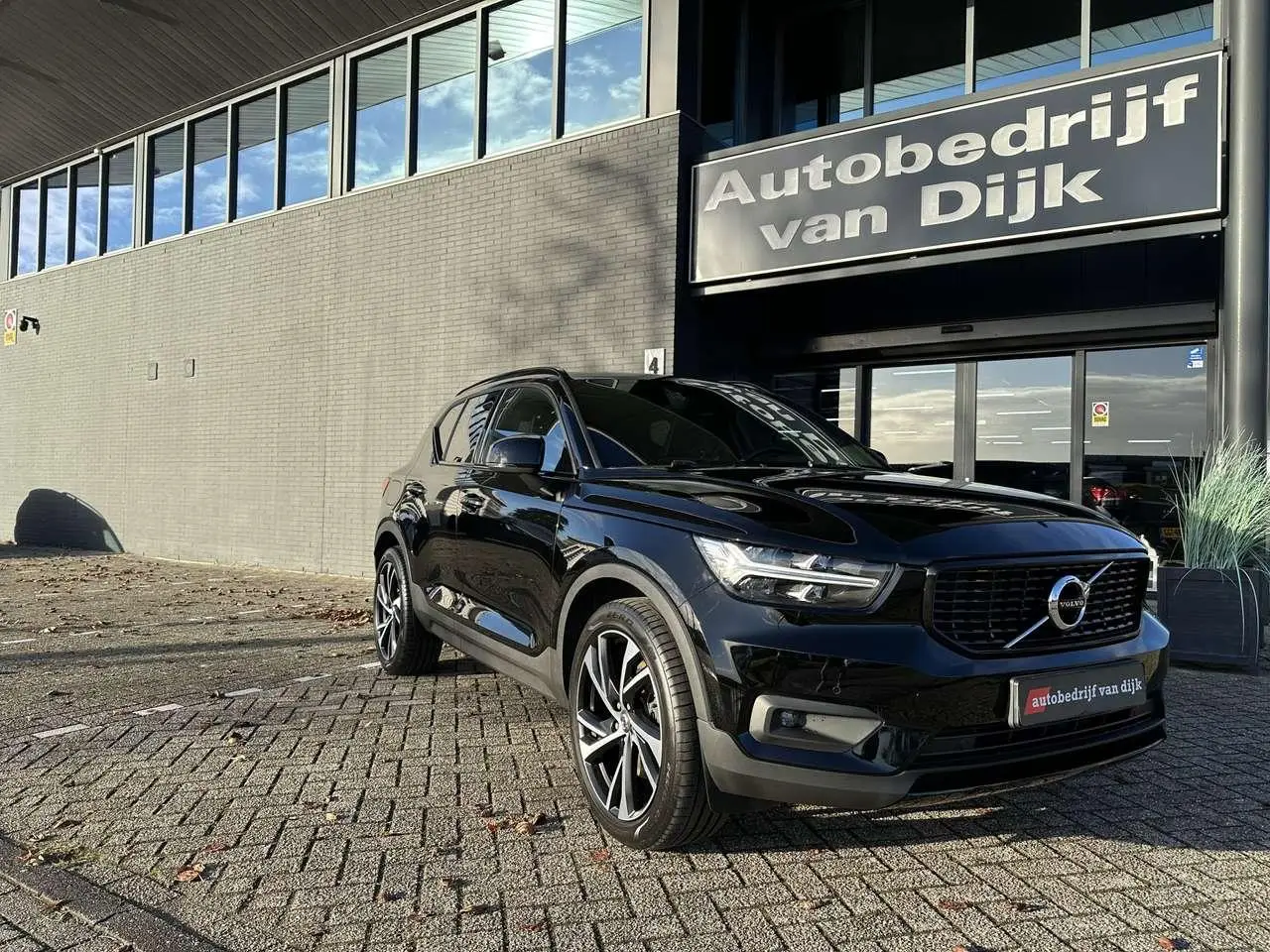 Photo 1 : Volvo Xc40 2021 Hybrid