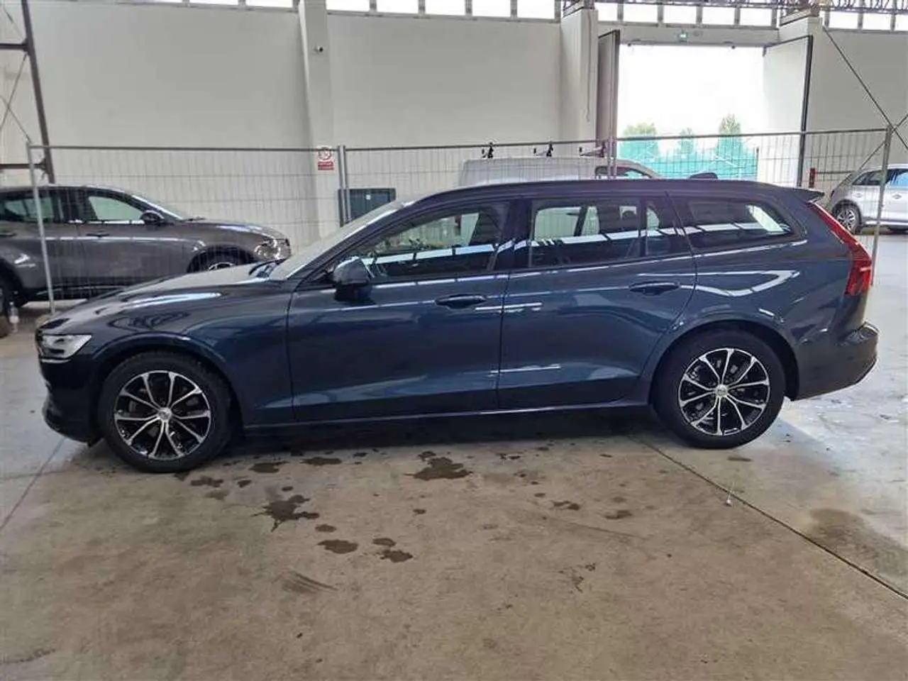 Photo 1 : Volvo V60 2021 Hybrid