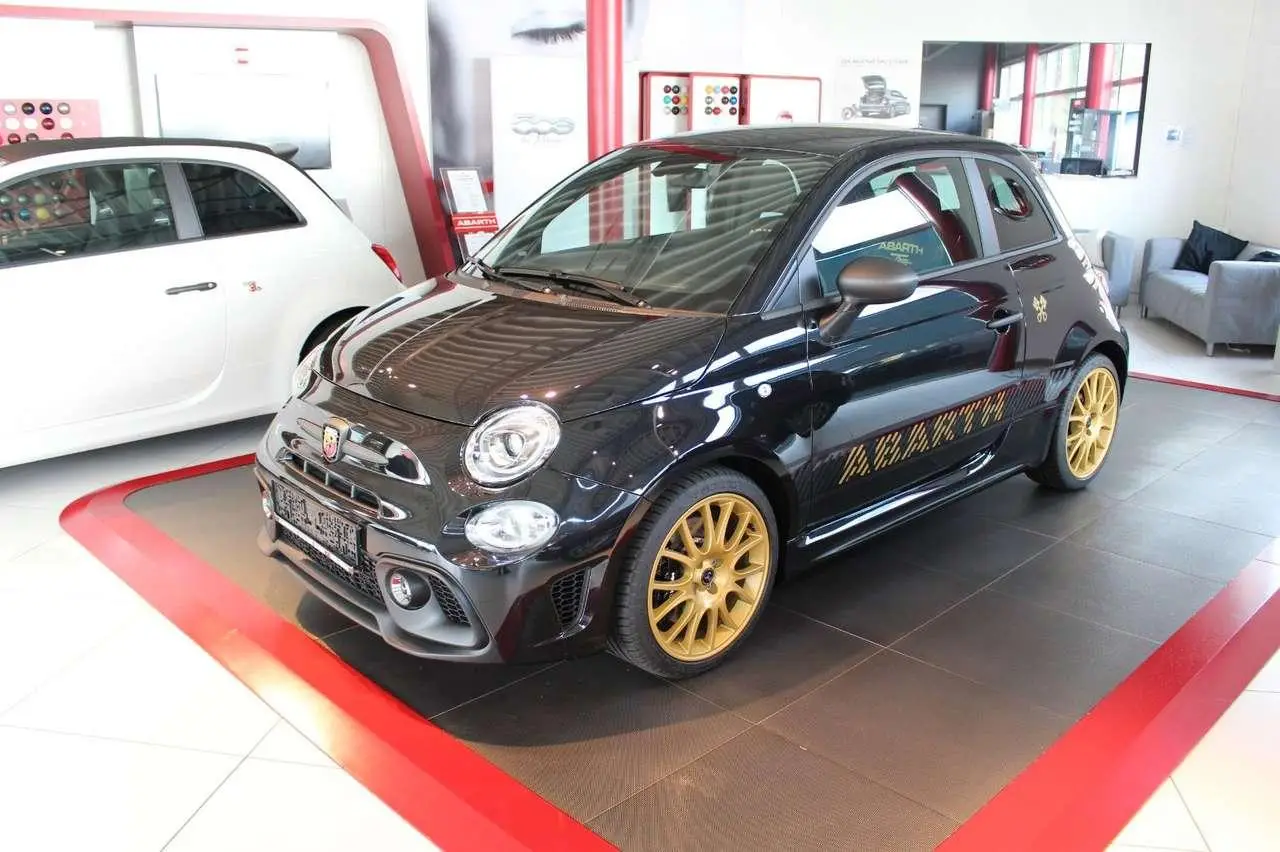 Photo 1 : Abarth 695 2024 Essence