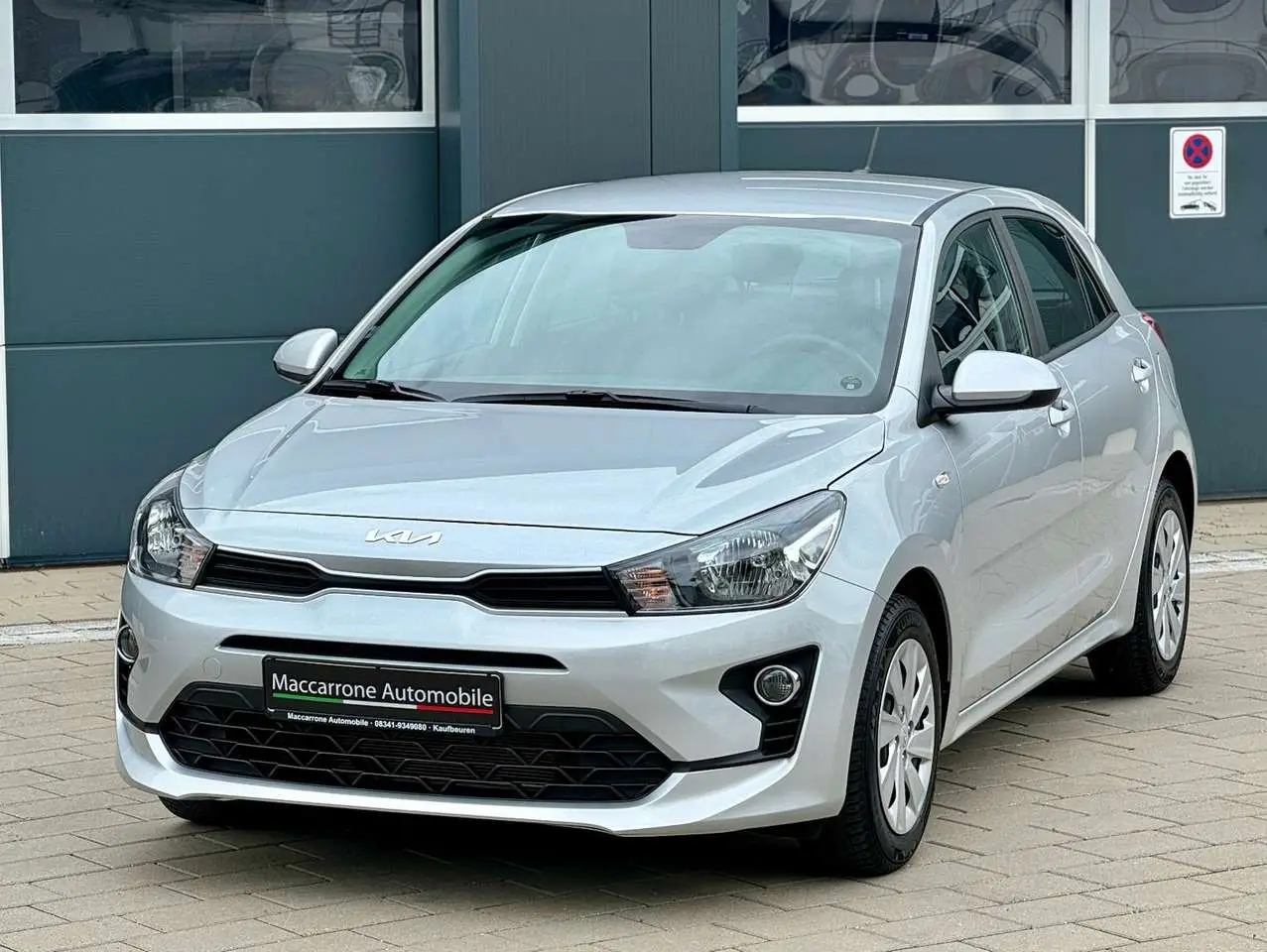 Photo 1 : Kia Rio 2023 Petrol