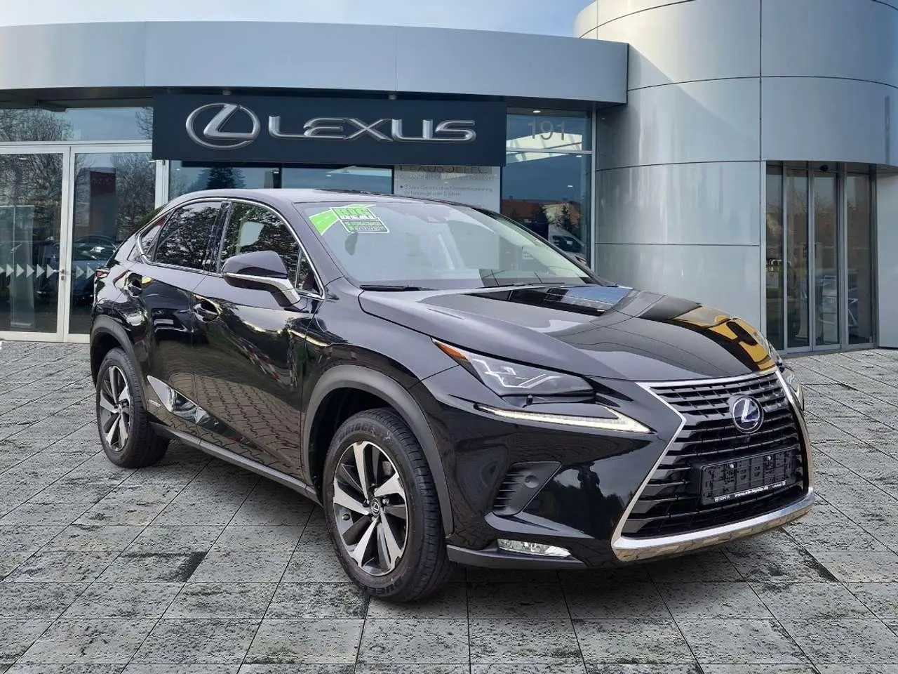 Photo 1 : Lexus Nx 2019 Hybrid