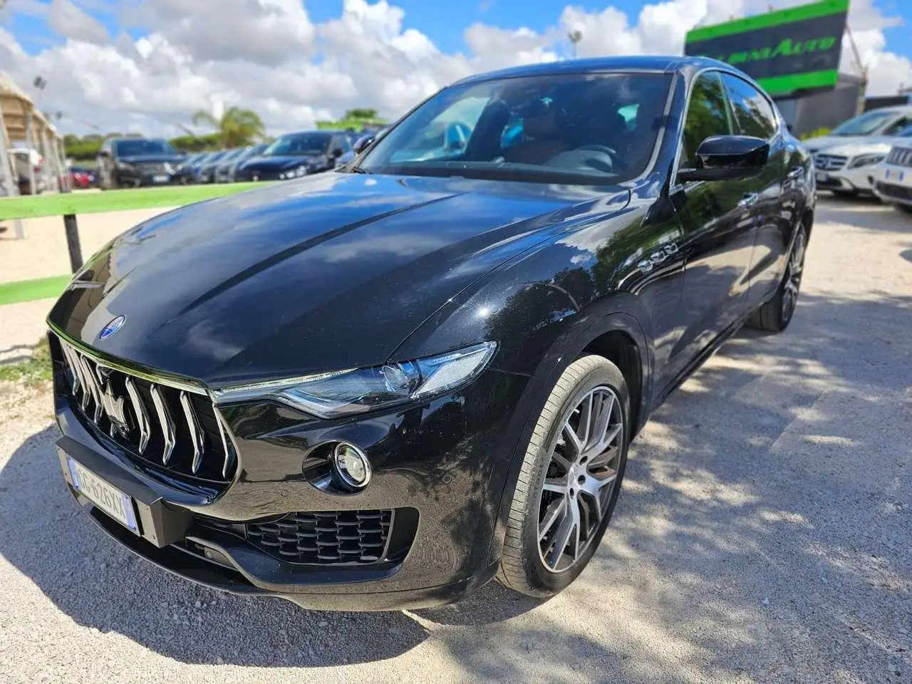 Photo 1 : Maserati Levante 2018 Petrol