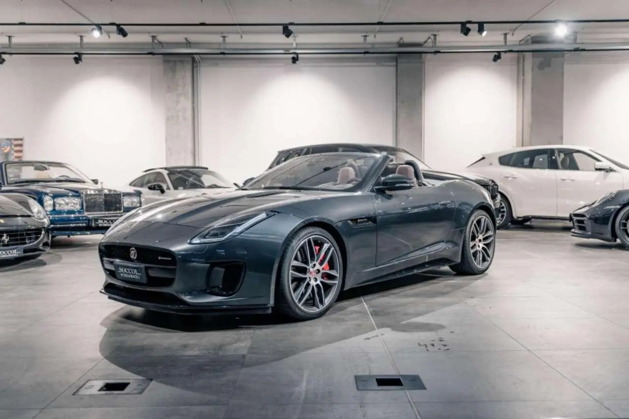 Photo 1 : Jaguar F-type 2018 Essence