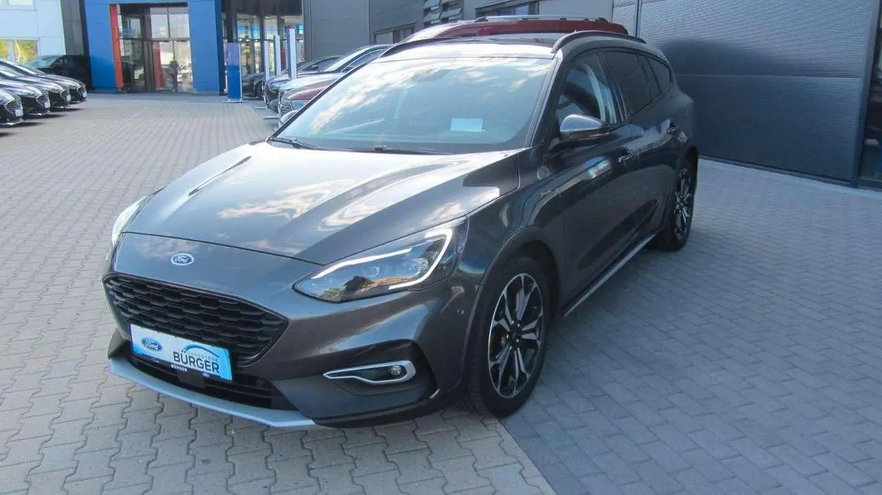 Photo 1 : Ford Focus 2020 Essence