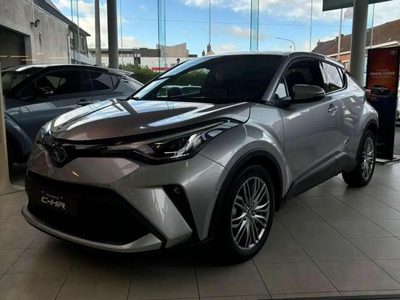 Photo 1 : Toyota C-hr 2024 Hybrid