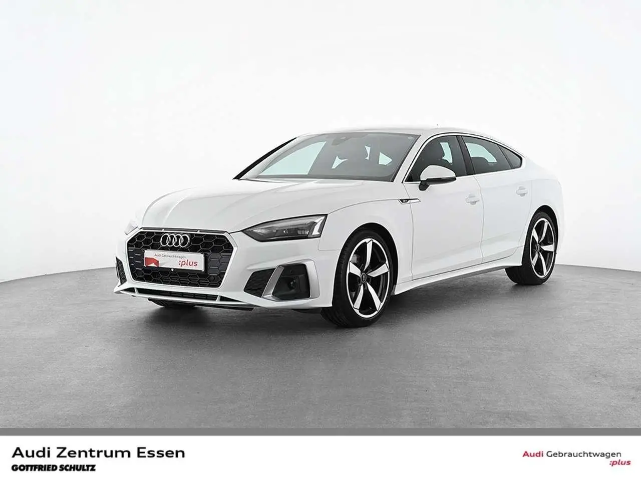 Photo 1 : Audi A5 2021 Essence