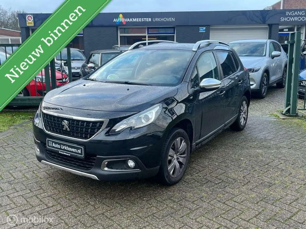 Photo 1 : Peugeot 2008 2017 Petrol